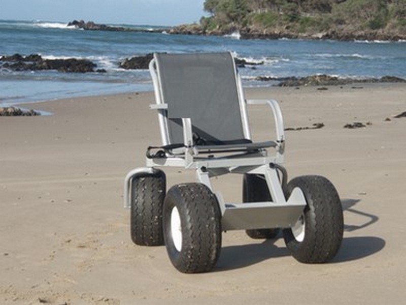 Кресло-коляска повышенной проходимости с колесами высокого давления Hercules 4805 800_600
