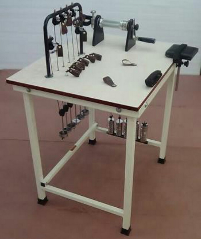 Стол для разработки пальцев и кисти рук Hercules 32226 672_800